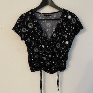 V neck crop top with astral sun and moon print ;)